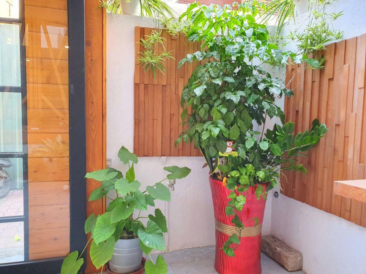 Honey House Tainan Bed & Breakfast Luaran gambar