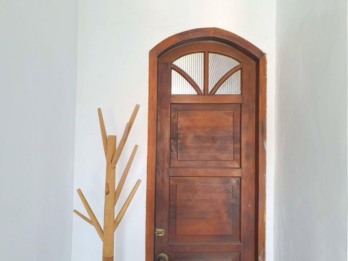 Honey House Tainan Bed & Breakfast Luaran gambar